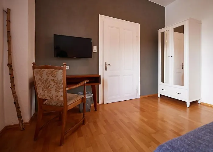 Alte Ratsschaenke Szálloda *